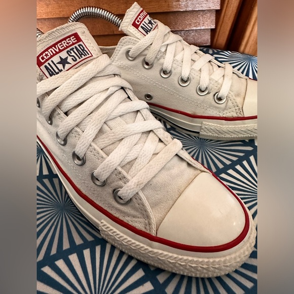COPY - Converse Chuck Taylor All-stars - Picture 2 of 6
